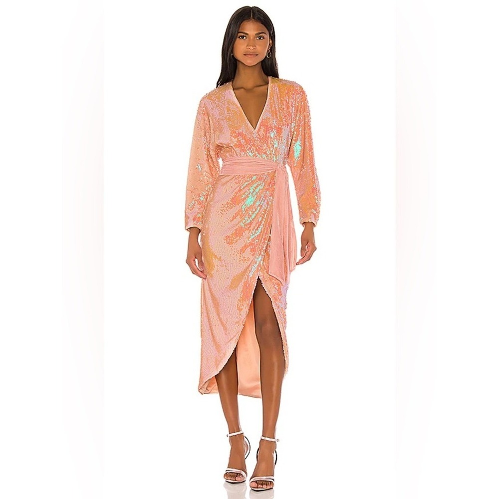 Revolve Song of Style‎ Vernon Midi Dress in Opaline Peach Sequin Dress Size XS